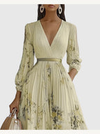 ROWELLA | Elegant Lang Plisseret Kjole